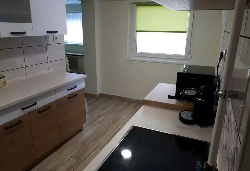 پانسیون Csóka Apartman Pápa