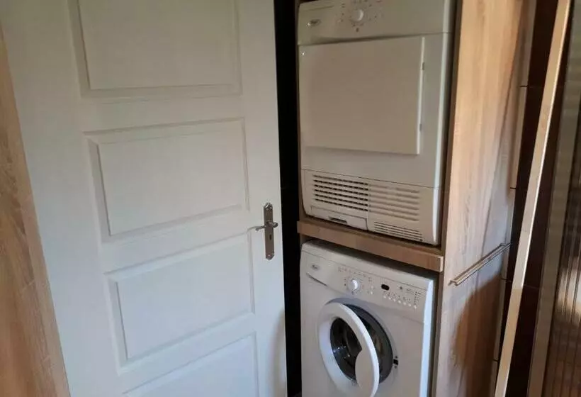 پانسیون Csóka Apartman Pápa