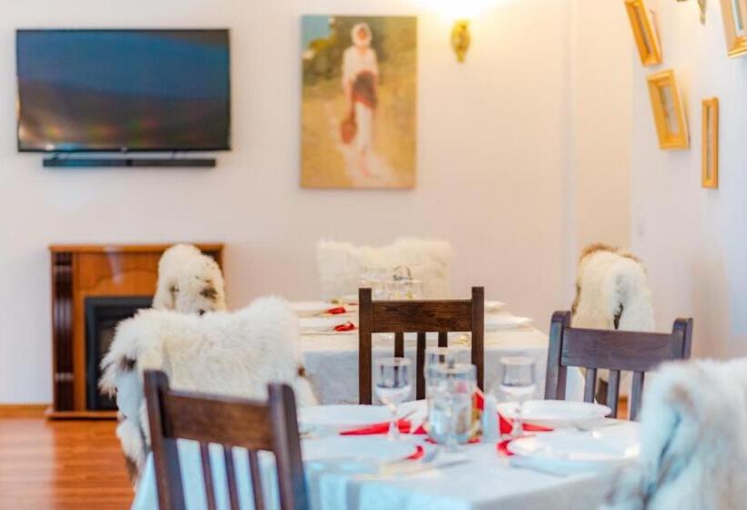 پانسیون Tango Margo