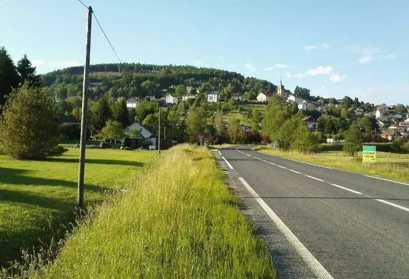 Aamiaismajoitus (B&B) Studio D Hôtes à 10 Km De Gérardmer