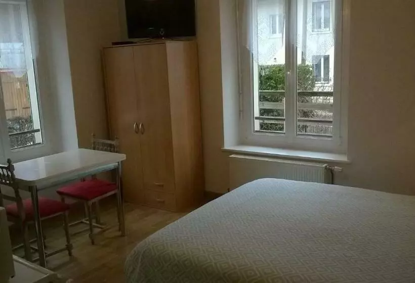 Aamiaismajoitus (B&B) Studio D Hôtes à 10 Km De Gérardmer