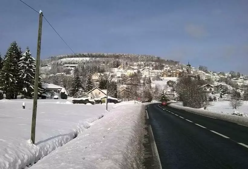 Aamiaismajoitus (B&B) Studio D Hôtes à 10 Km De Gérardmer