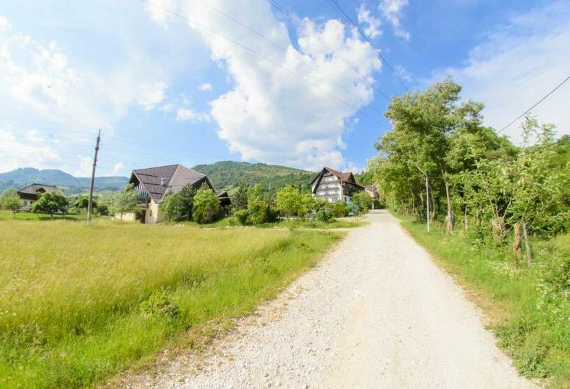 호텔 Aqvila Club Rucar