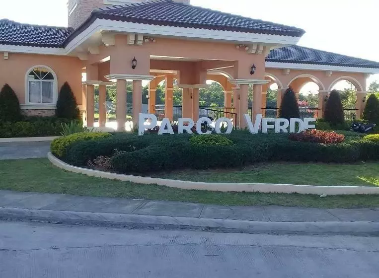 ペンション Bohol Staycation In Tagbilaran City Next To Panglao Island