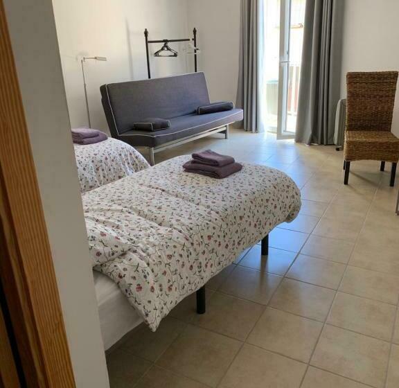 بنسيون Hostal Casa Michaels