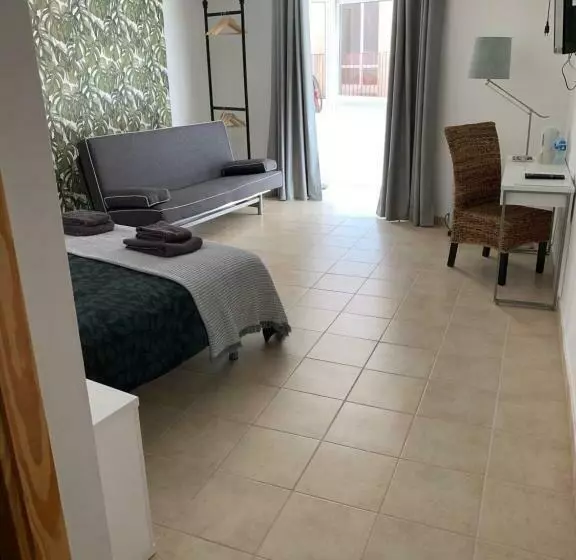 ペンション Hostal Casa Michaels