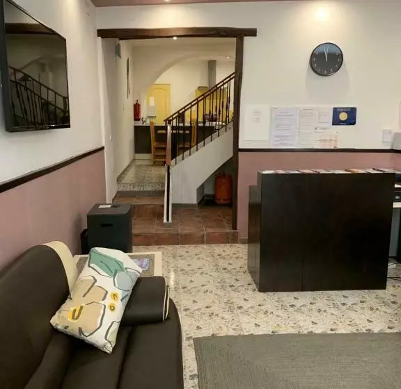 ペンション Hostal Casa Michaels