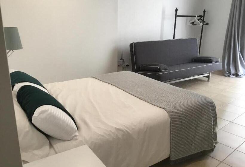 بنسيون Hostal Casa Michaels