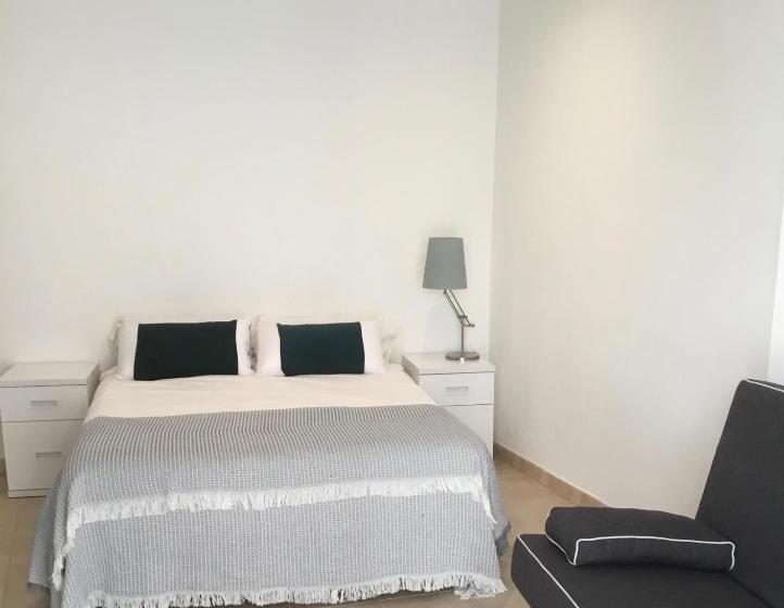 بنسيون Hostal Casa Michaels