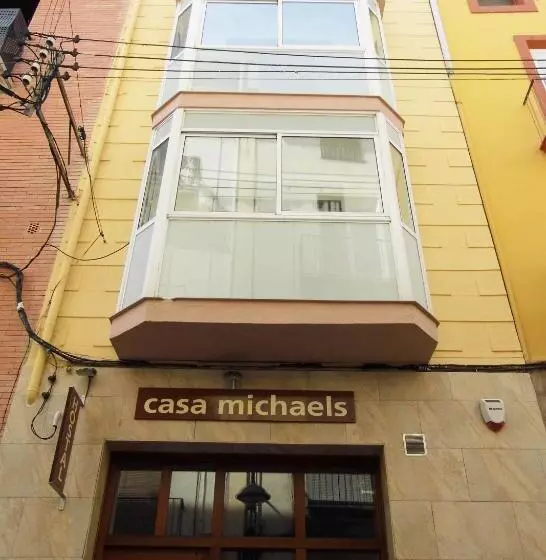 ペンション Hostal Casa Michaels