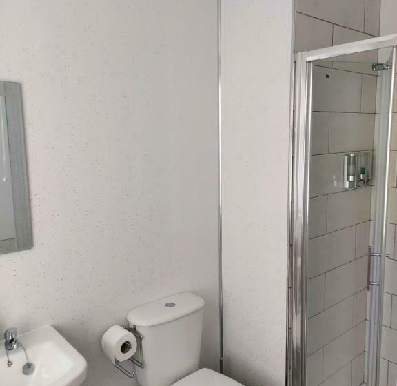 פנסיון Legenderry B&b