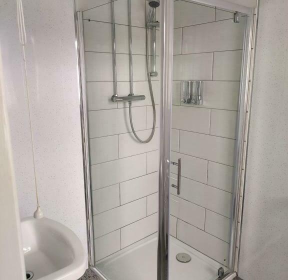 פנסיון Legenderry B&b