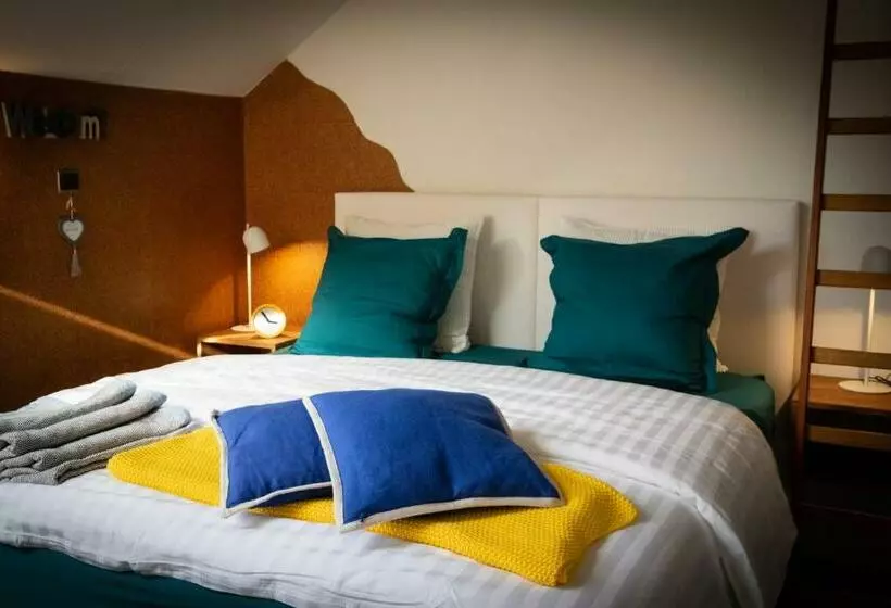 تختخواب و صبحانه Bc Bed En Comfort