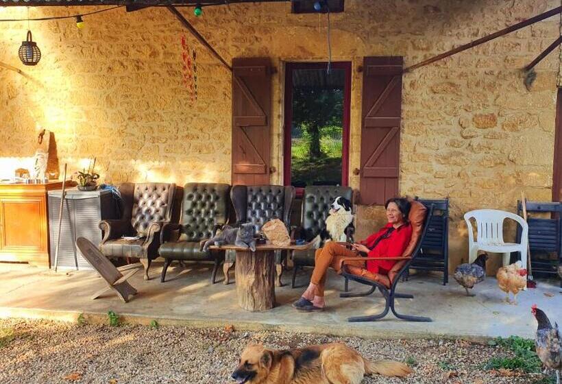 ベッドアンドブレックファースト Chambres D Hôtes Gourdon