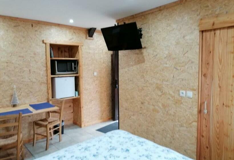 Bed and Breakfast Couettes Et Picotin