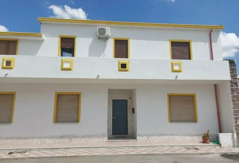 ベッドアンドブレックファースト Le Rondini