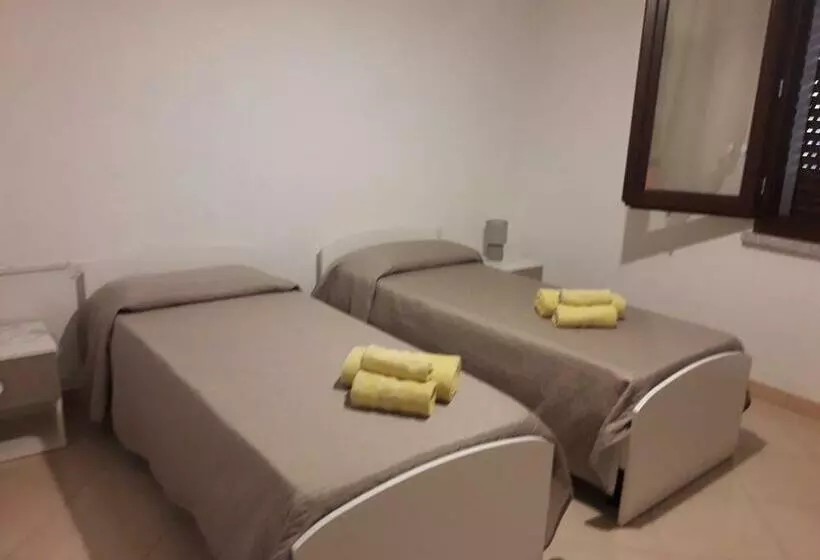 ベッドアンドブレックファースト Le Rondini