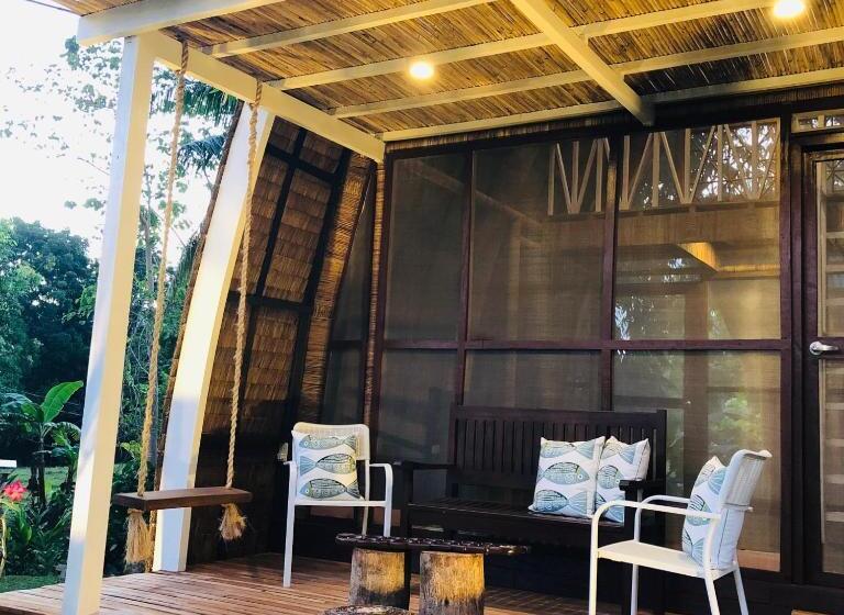 هتل The Cabins At Lvf