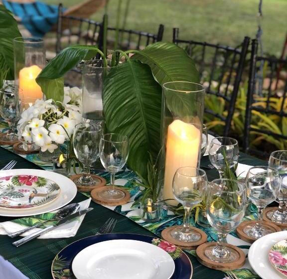 هتل The Cabins At Lvf