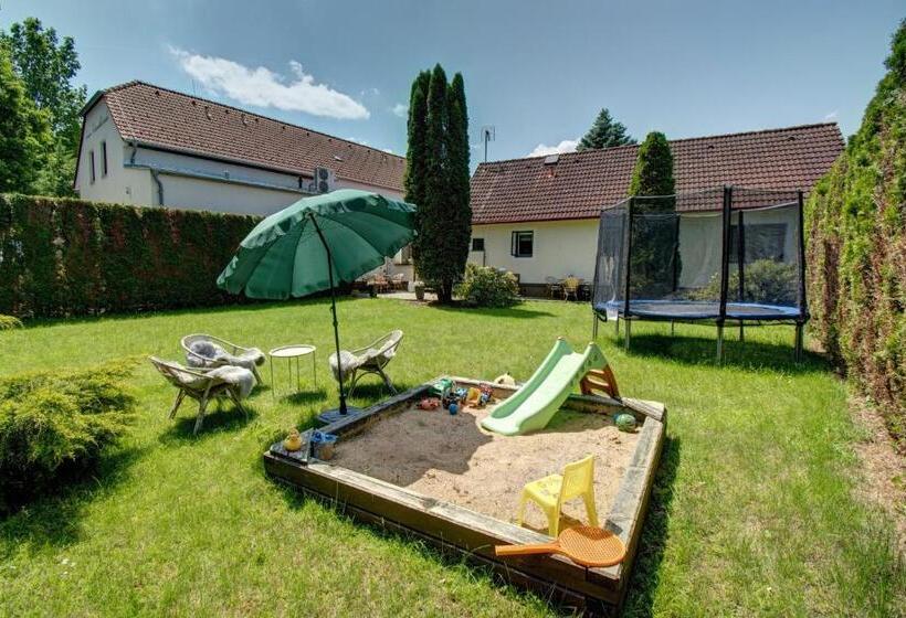 پانسیون Penzion U Zámeckého Parku