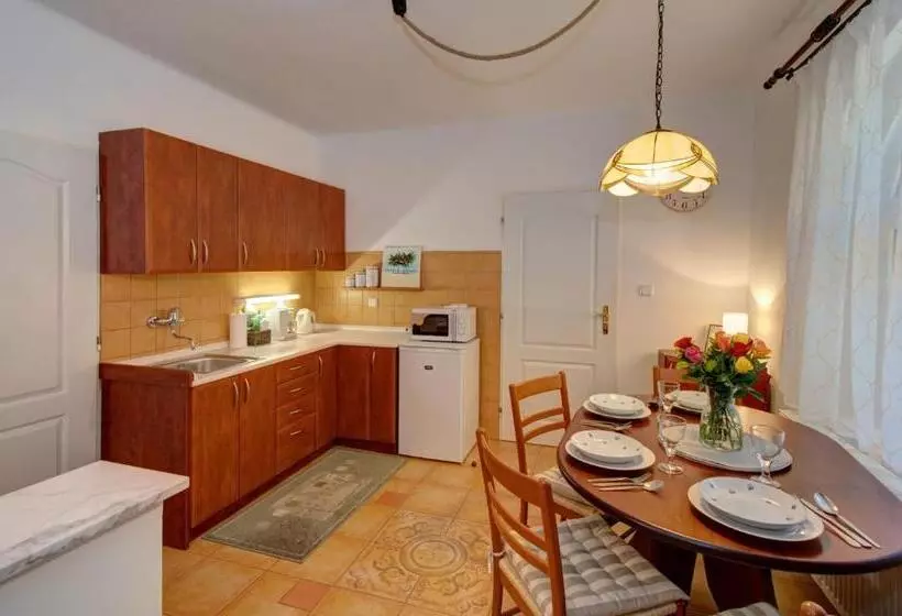 ペンション Penzion U Zámeckého Parku