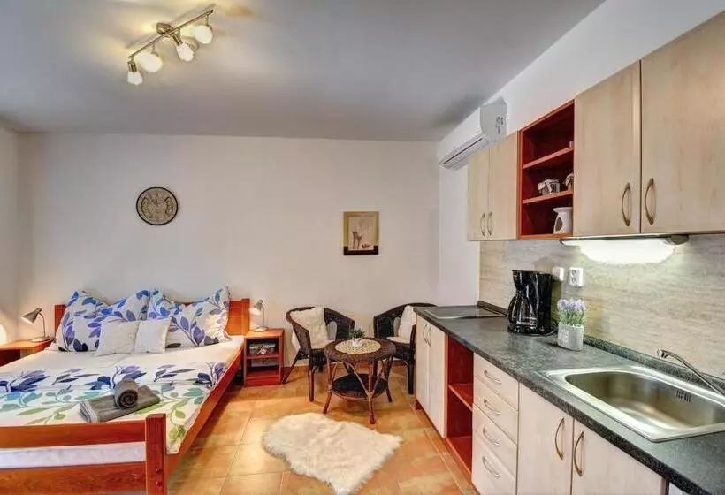 ペンション Penzion U Zámeckého Parku