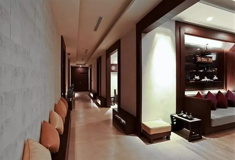 Ashlee Plaza Patong Hotel & Spa