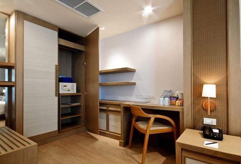 Ashlee Plaza Patong Hotel & Spa