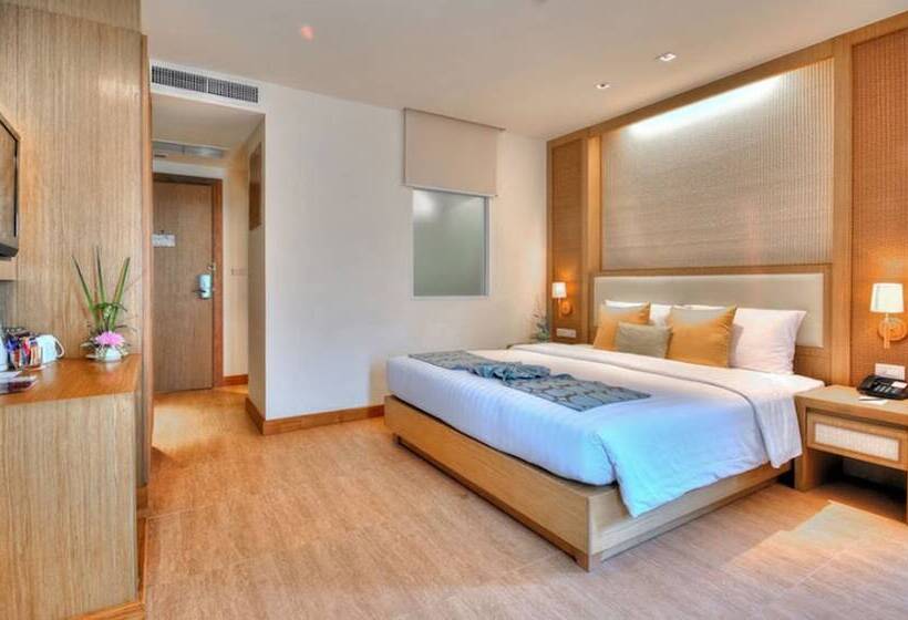 Ashlee Plaza Patong Hotel & Spa