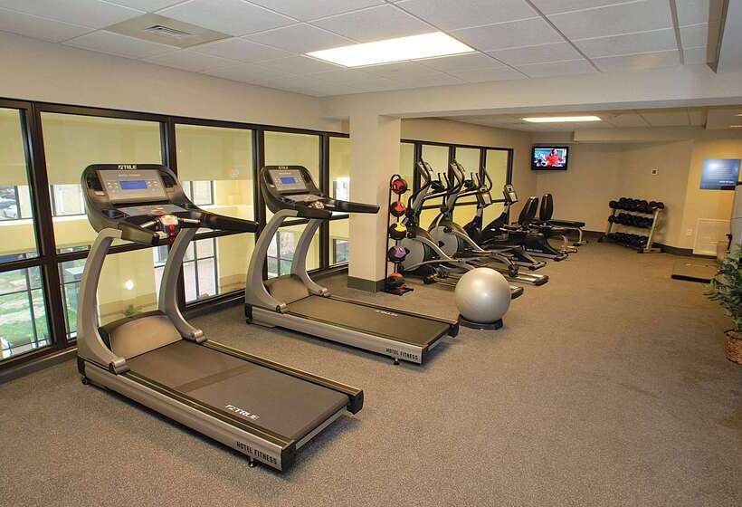 فندق Hampton Inn & Suites Chesapeake Battlefield Blvd