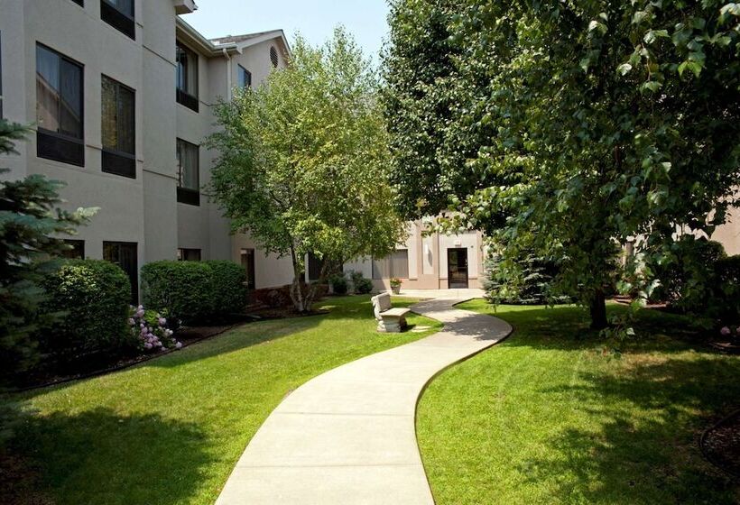 فندق Larkspur Landing South Bend