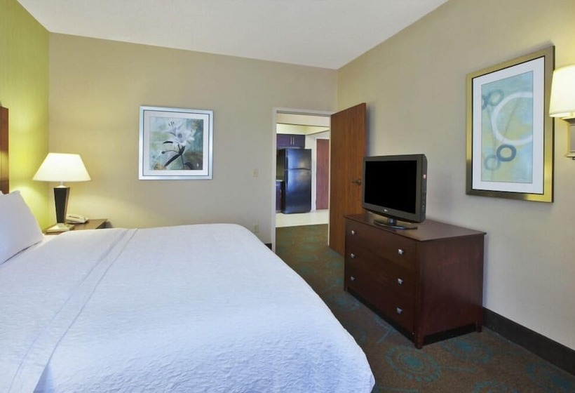 فندق Larkspur Landing South Bend