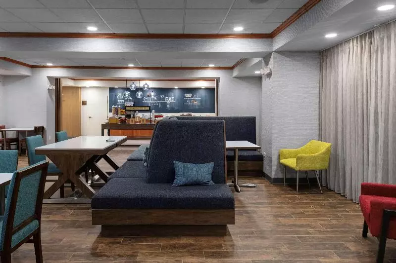 호텔 Hampton Inn Gretna   Smith Mountain Lake