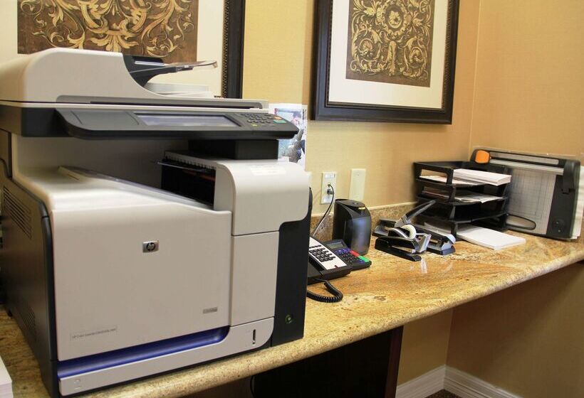 בית מלון כפרי Hilton Garden Inn Houston West Katy