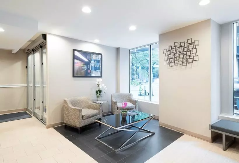 Holiday Inn Express Wall Street, An Ihg Hotel