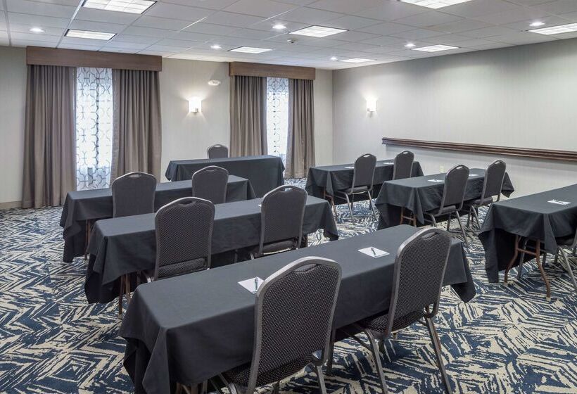 Hotelli Homewood Suites By Hilton Cedar Rapidsnorth