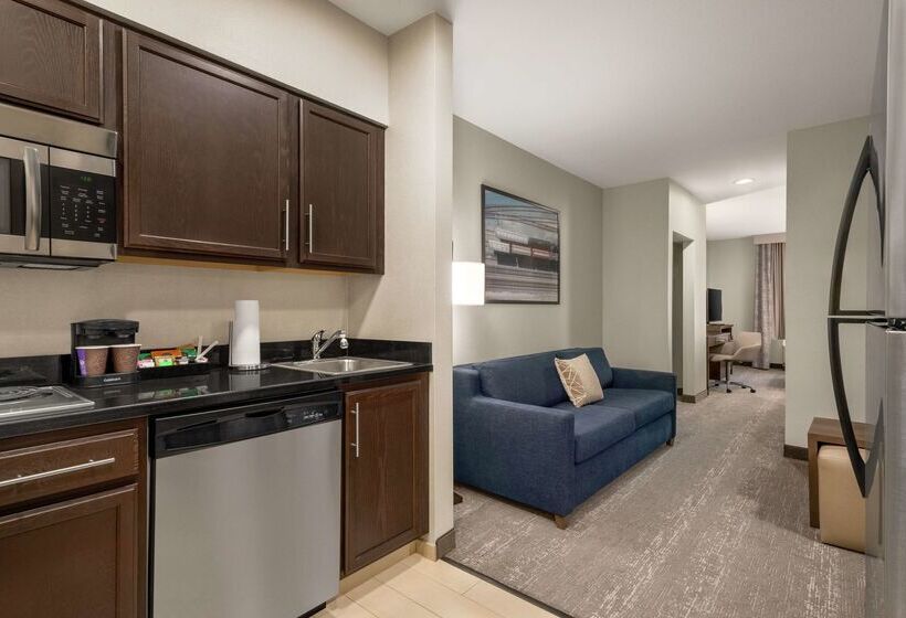فندق Homewood Suites Fort Wayne