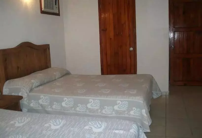 Отель Istirinchá