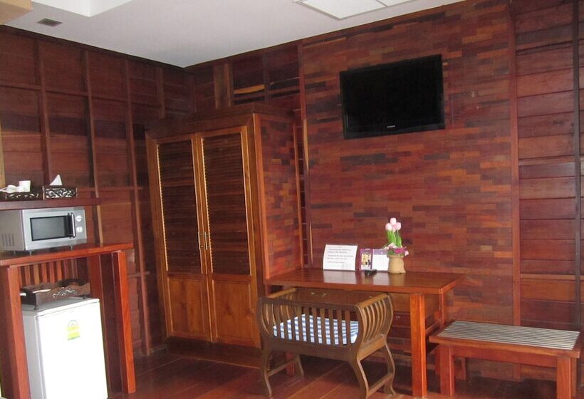 فندق Kata Hiview Resort