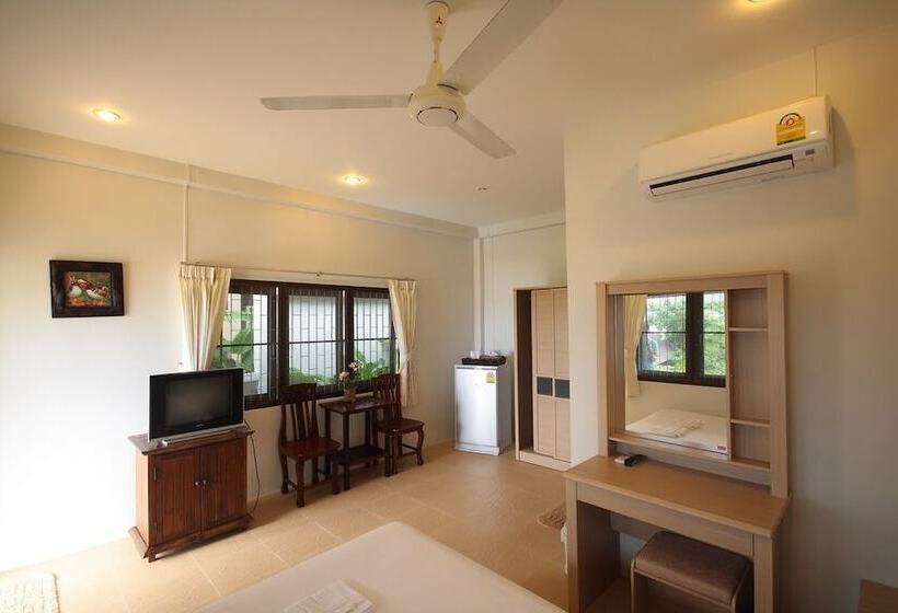 فندق Kata Hiview Resort