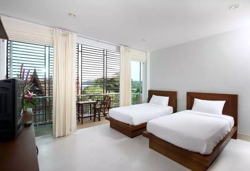 Hotel Kata Hiview Resort