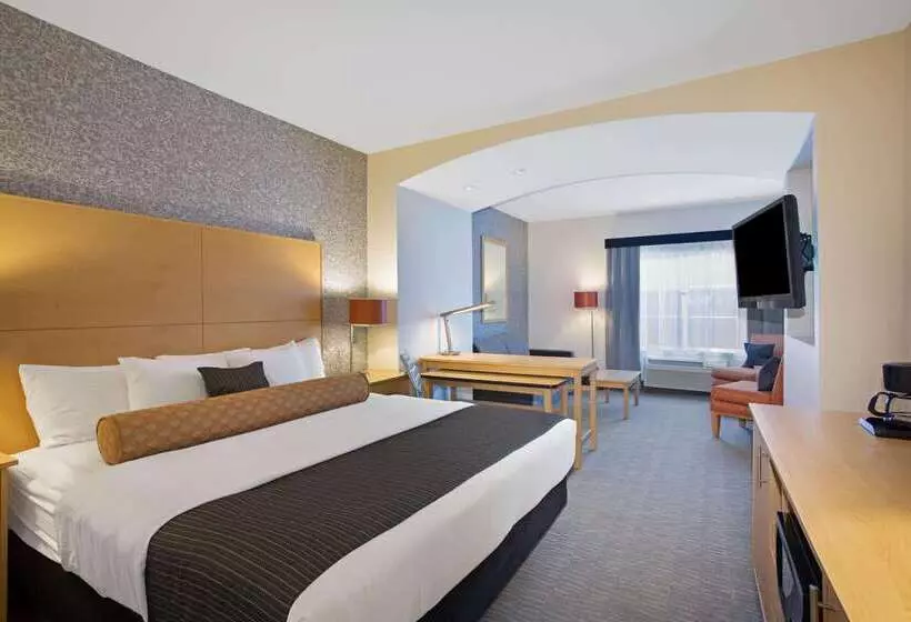 Hotel La Quinta By Wyndham Austin Nw/lakeline Mall