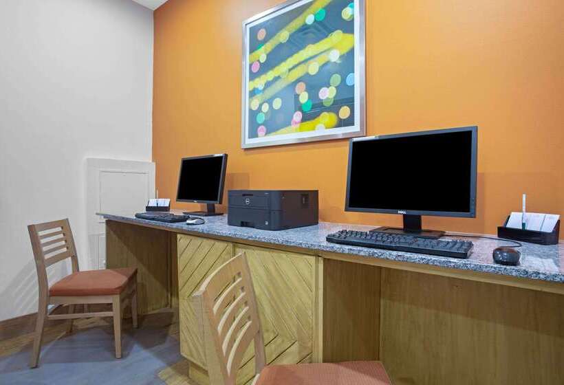 בית מלון כפרי La Quinta By Wyndham Austin Nw/lakeline Mall