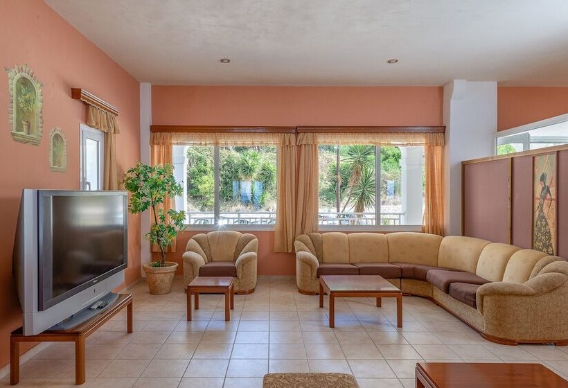 בית מלון כפרי Marina Bay