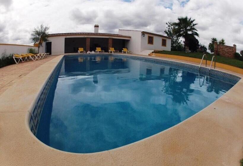 ホテル Outeiro Da Vila   Casas De Campo