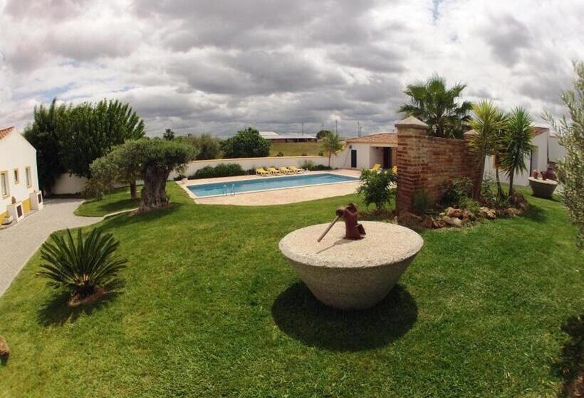 ホテル Outeiro Da Vila   Casas De Campo