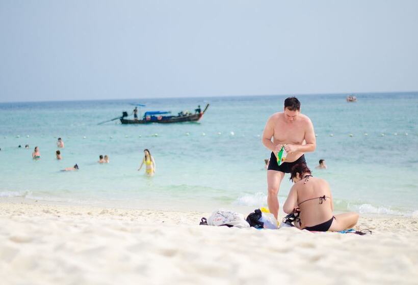 Отель Phi Phi The Beach Resort