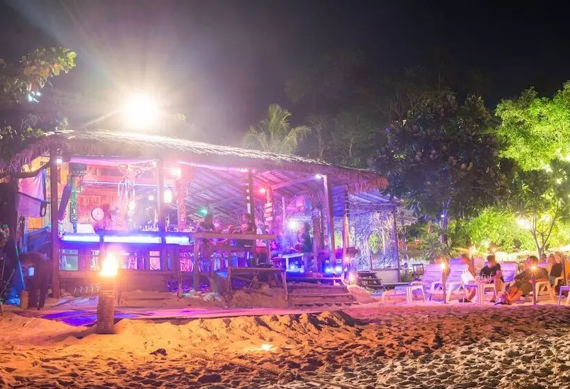 Hotel Phi Phi The Beach Resort