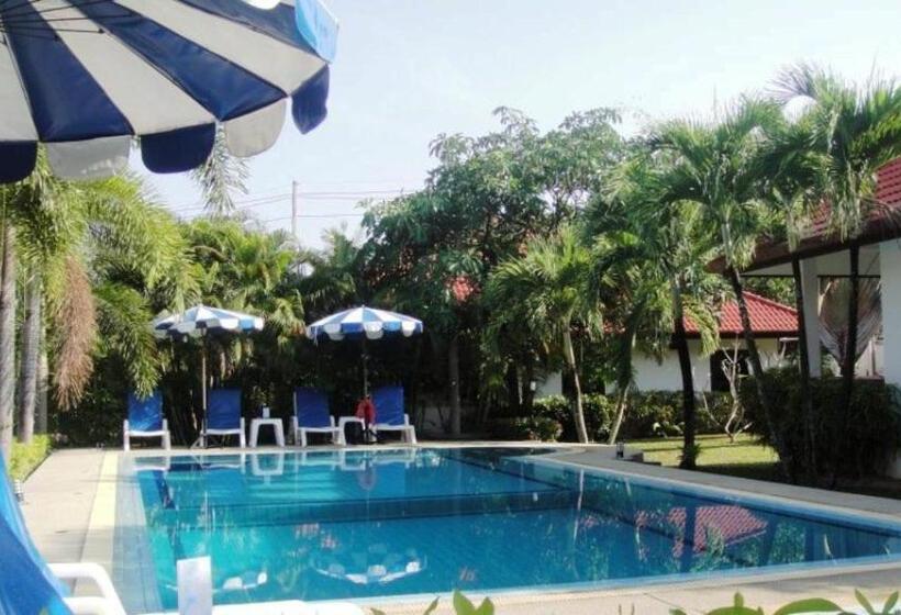 هتل D&k Smiley Phuket Resort