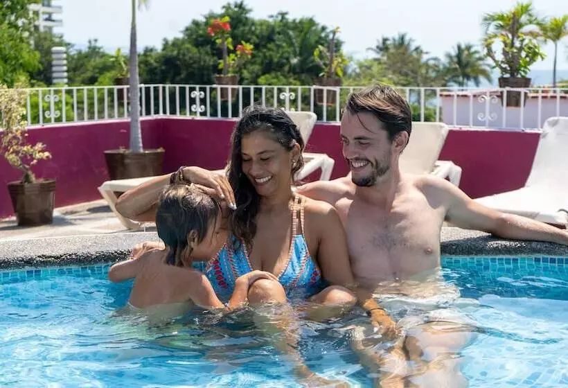 Suites Plaza Del Rio Family Hotel Malecón Centro